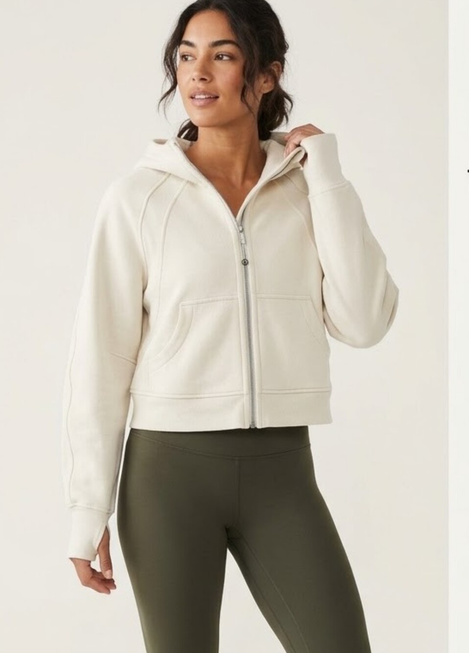 lululemon The Scuba Oversized Cropped Hoodie in White Bone Size Medium/Large